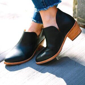 Nisolo Everyday Ankle Booties - Black - Never worn!